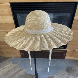 Lack of Color Scalloped Dolce Straw Hat